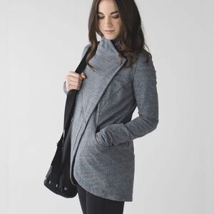 Lululemon Athletica That’s a Wrap jacket/sweater Gray